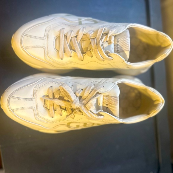 MEN'S RHYTON GUCCI LOGO LEATHER SNEAKERS - 🔥Size 8.5 US - Picture 1 of 9